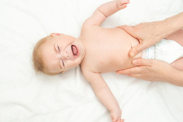 O que causa cólica no bebê